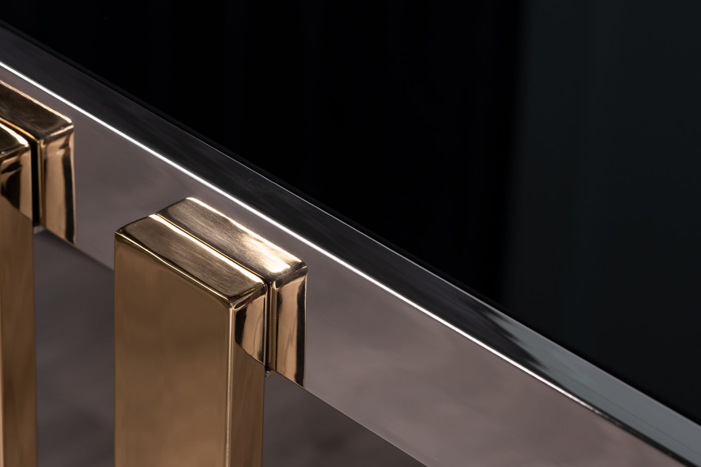 47ED-20900 Консоль черн.стекло/хром+золото 120*40*78см_s2 3