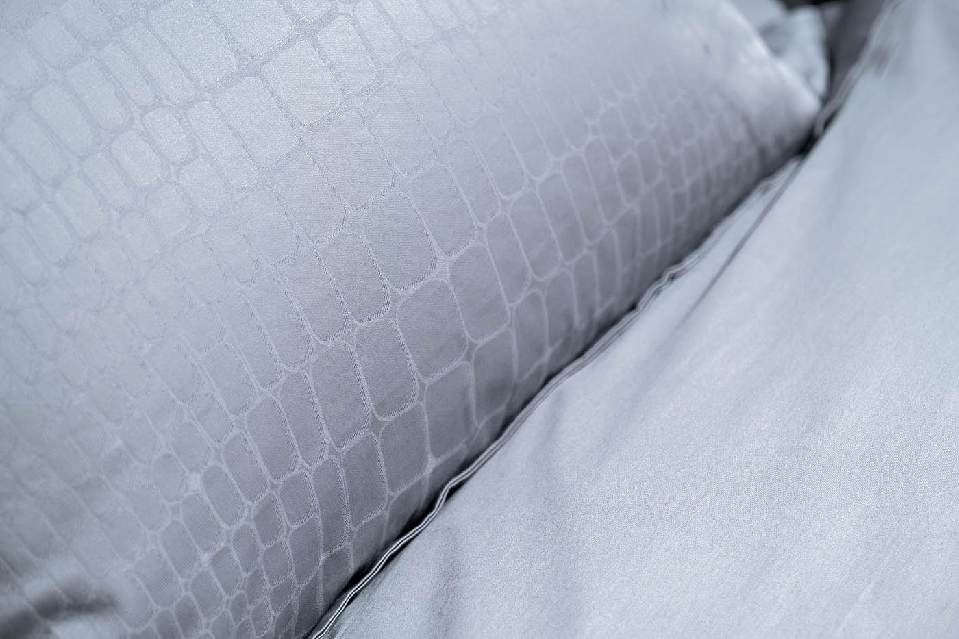 130HB-FSH18030 -PROS RES SER Простыня на резинке сатин серый 180*200*30_s2 3