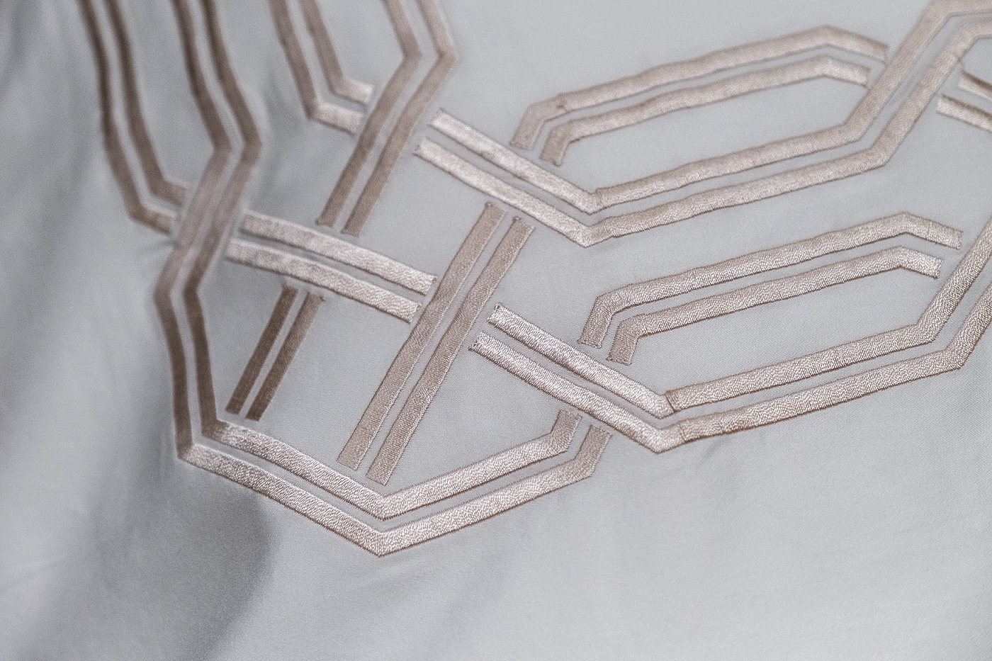 175SMR-17504 Комплект постельного белья с вышивкой Паллада, золотой, Двуспальный евро (200*220)_s2 10