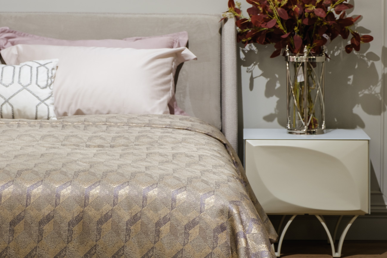 GD-TON05-POKR ZOL Покрывало MODENA золотое 260*260см_s2 2