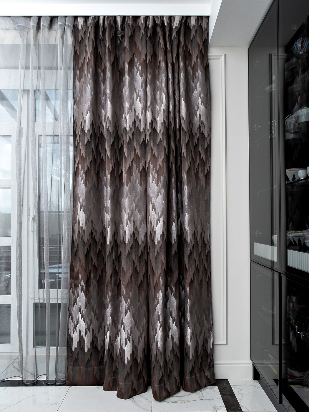 121GD-CSRPORT-ED Портьера Каскад (Cascada) серая 280*280см_s2 2