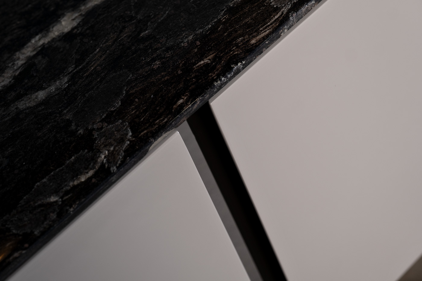 58DB-20211 Тумба под телевизор Бибифлай (Bbfly) 220*42*48см_s2 7