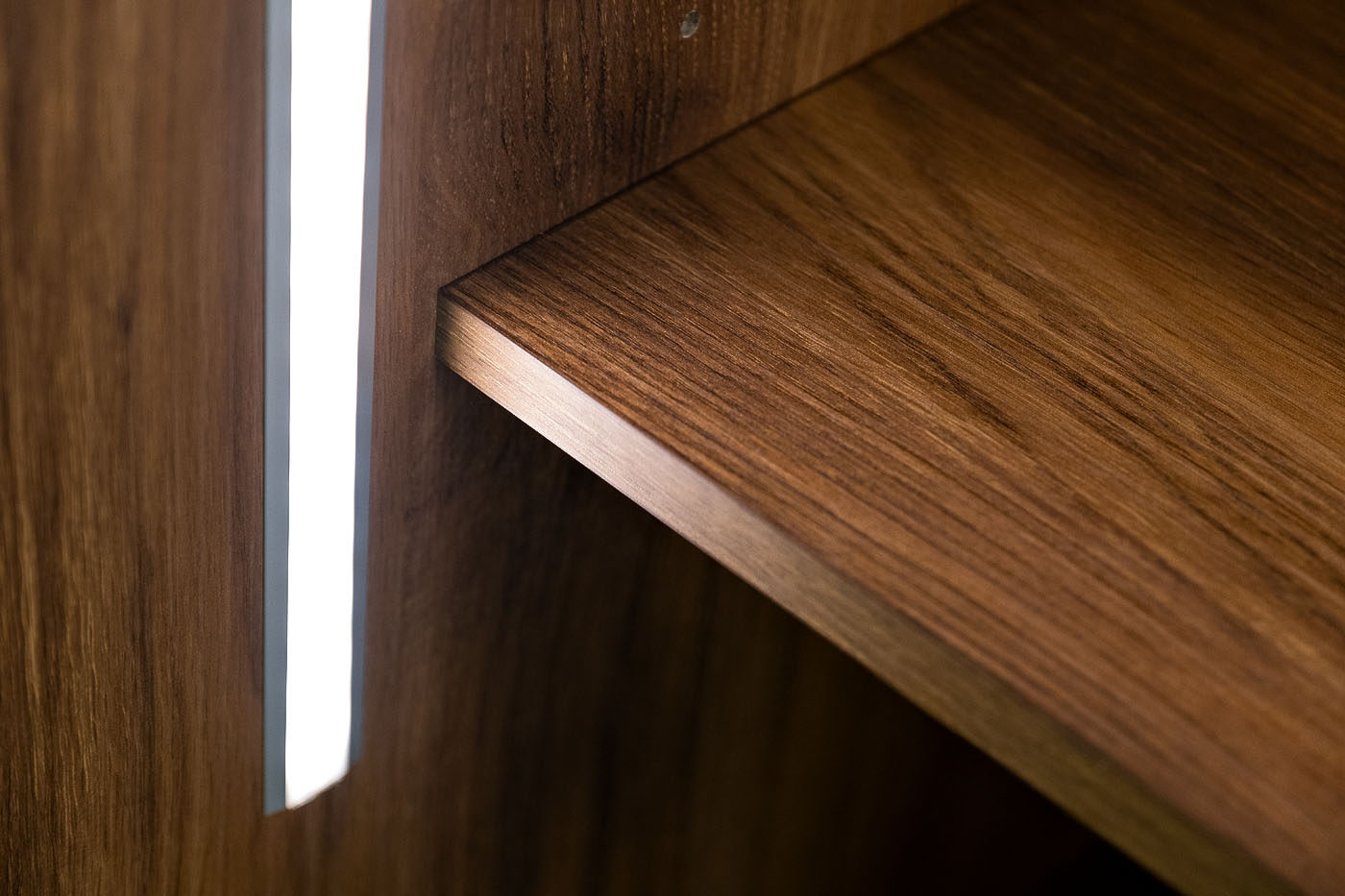 GD-10009-2 Шкаф Альто(Alto) пенал c вешалкой,цвет дуб Барокко, глухой 50*57*228.5см_s2 6