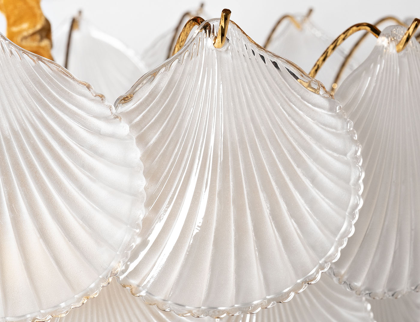 92EL-YG18516-10P Люстра латунь D.58*H.43см_s2 2