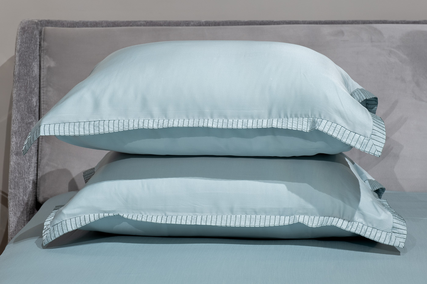 144HF-70606 Простыня на резинке тенсель бирюзовая 160*200*30_s2 3