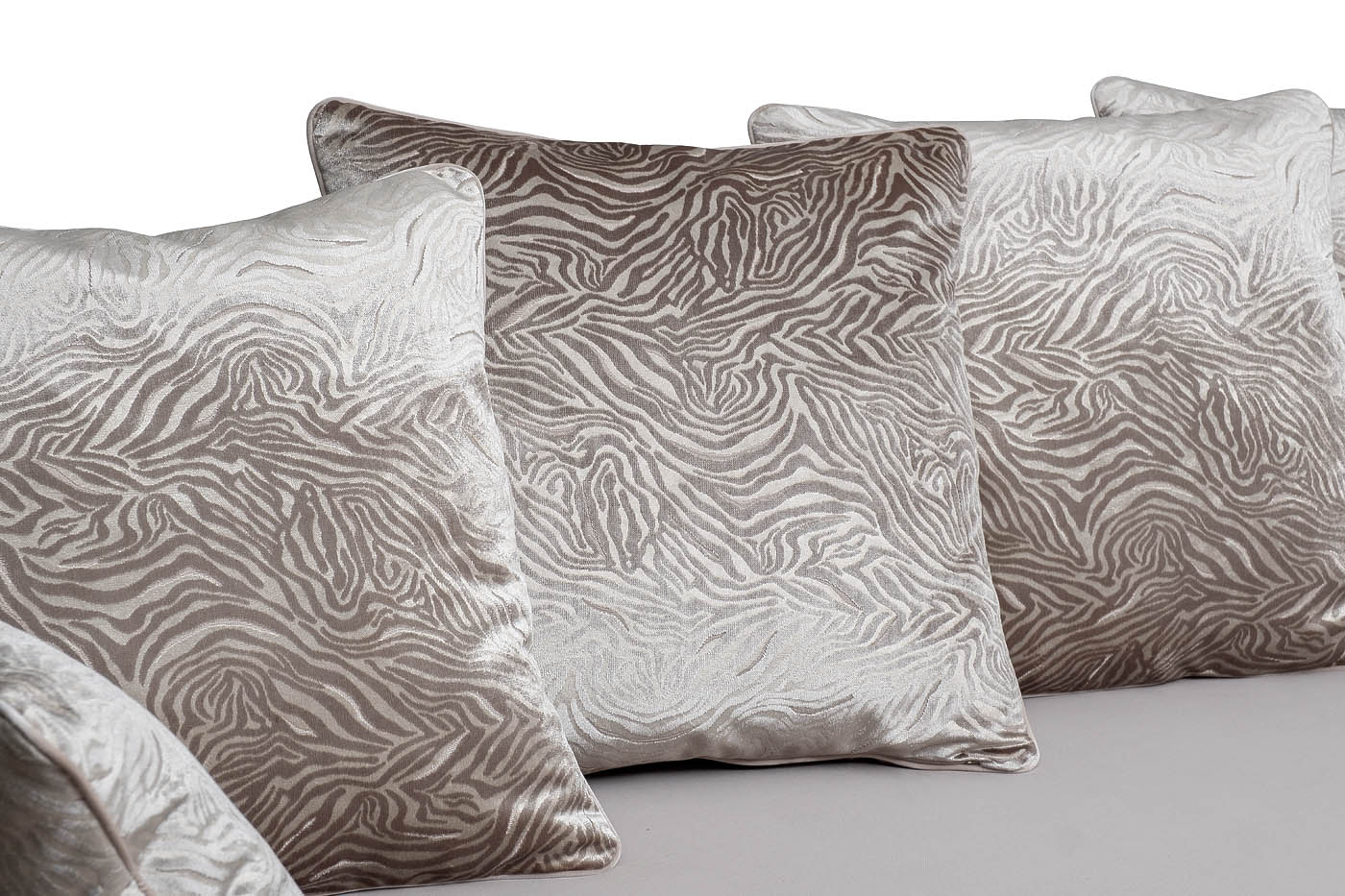 Диван Mores(K)кант трехмест.раскл. вельвет беж. Velv SBEG+Velv ECRU+Umbr SBEG 226*103*94_s2 5