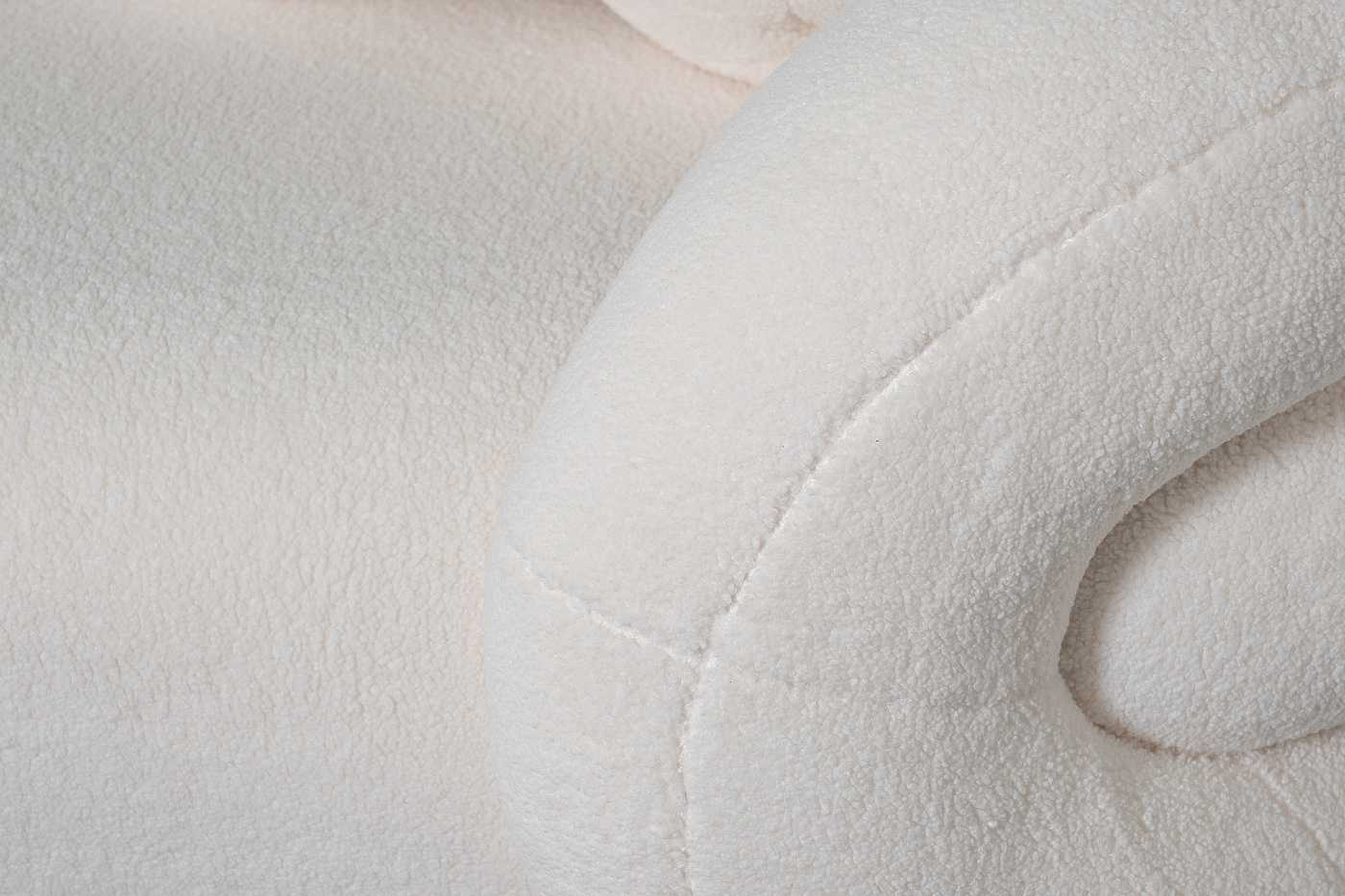 ZW-22024 Диван трехместный иск.мех белый 229*95*61см_s2 6