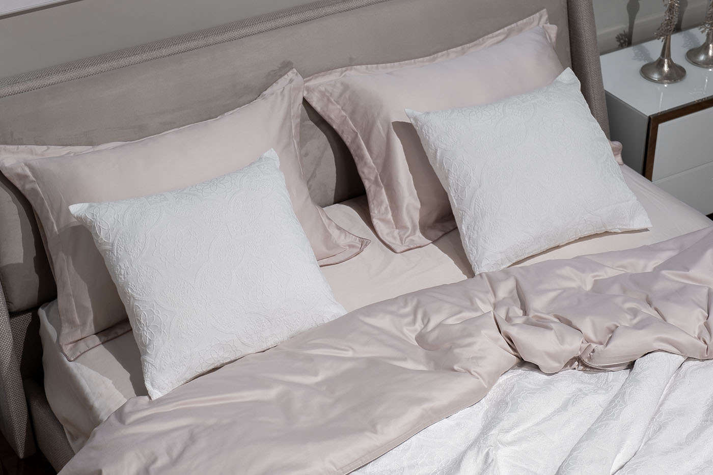 16AMR-NS5050-NAV BEL Наволочка декор. Тиара белая 50*50_s2 2