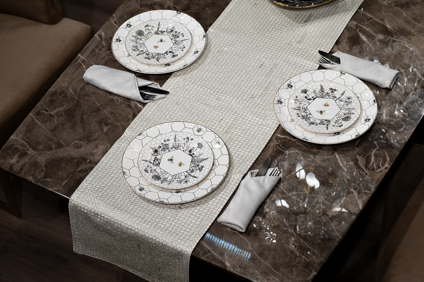 70SW-19001 Текстильная дорожка для стола Брасс бежевая 35*180см_s2 1