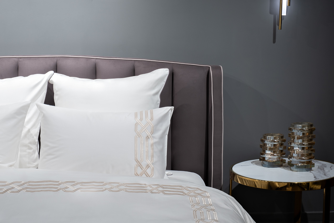 175SMR-17504 Комплект постельного белья с вышивкой Паллада, золотой, Двуспальный евро (200*220)_s2 4