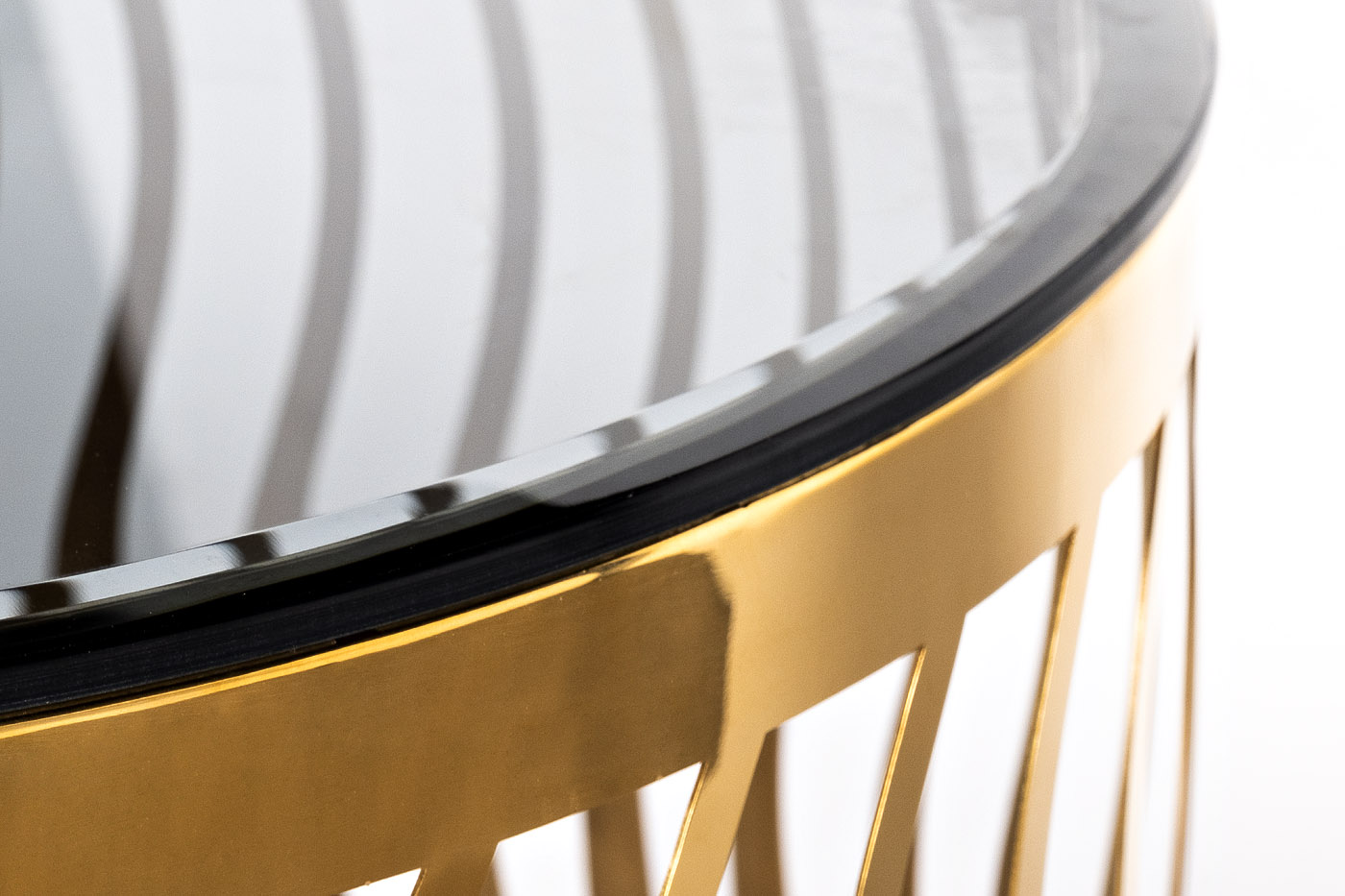 GY-ET8149GOLD Стол журнальный «Wave» тонир.стекло/зол. d50*51см_s2 2