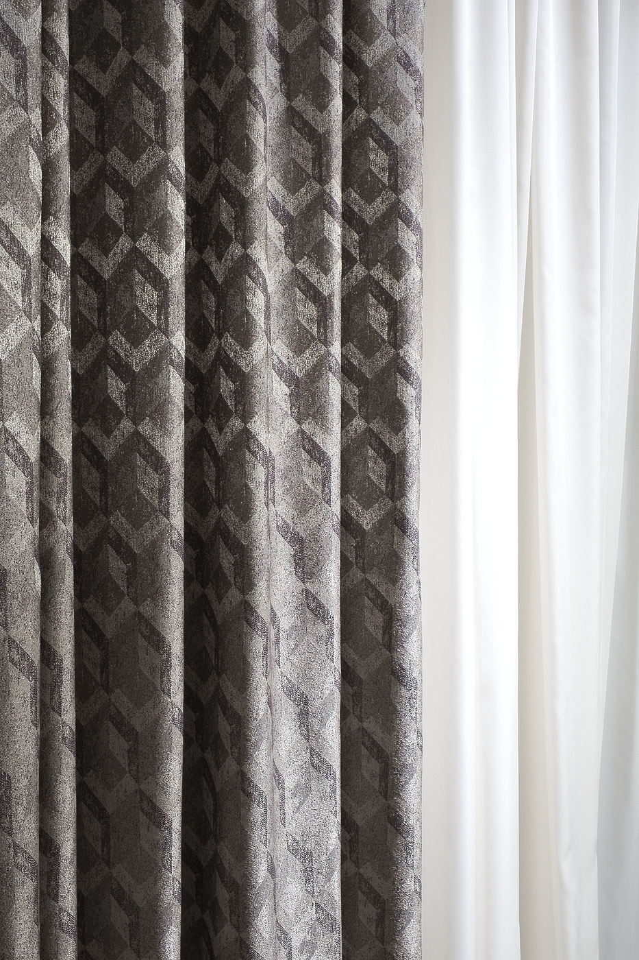 121GD-TON07-PORT SER Портьера Модена (MODENA)серебряная  275*260см_s2 2