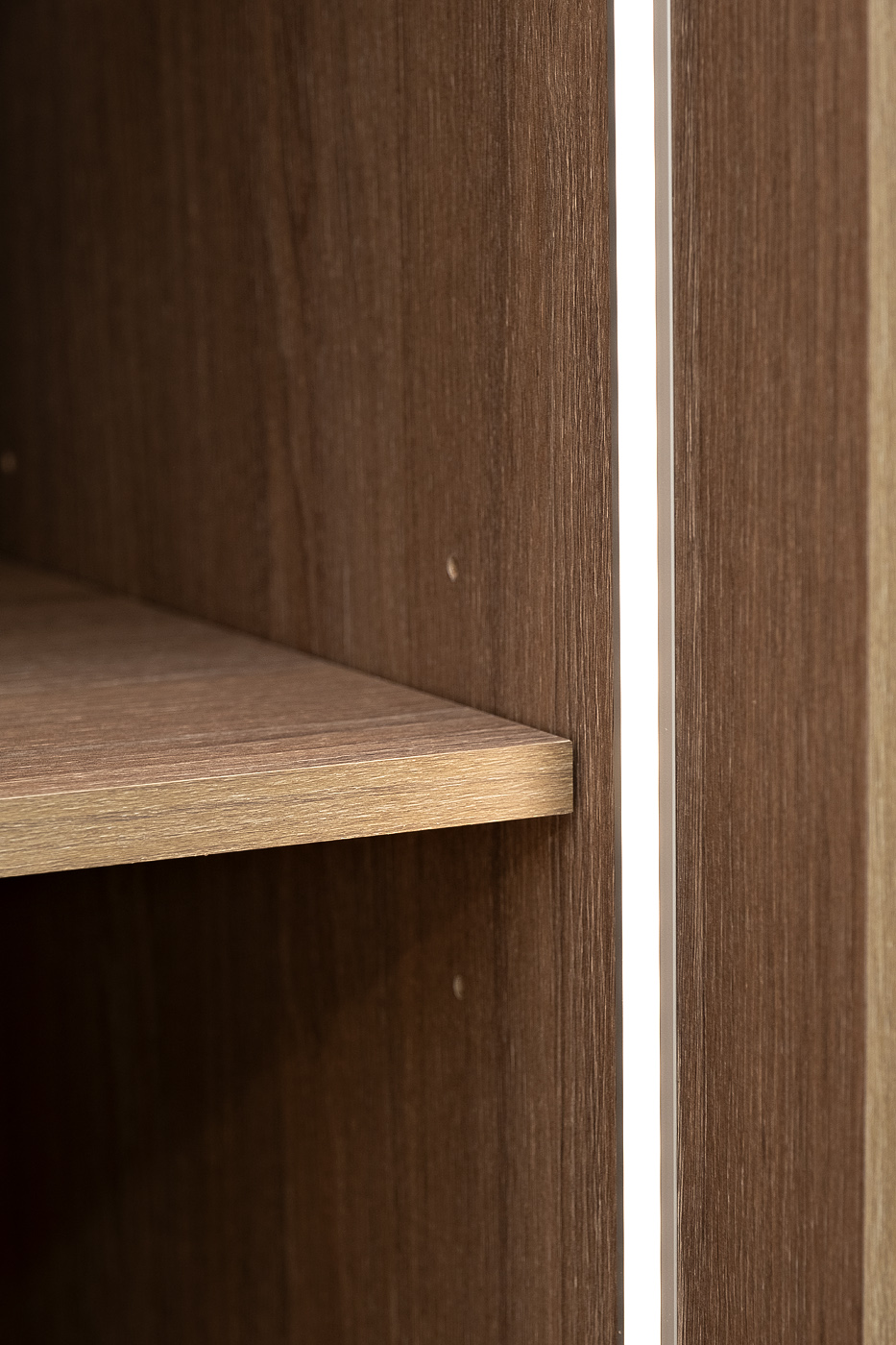GD-10014/2-3 Шкаф Альто(Alto) пенал c полками,цвет дуб Урбан Кофейный, фасад глухой 50*57*228.5см_s2 3