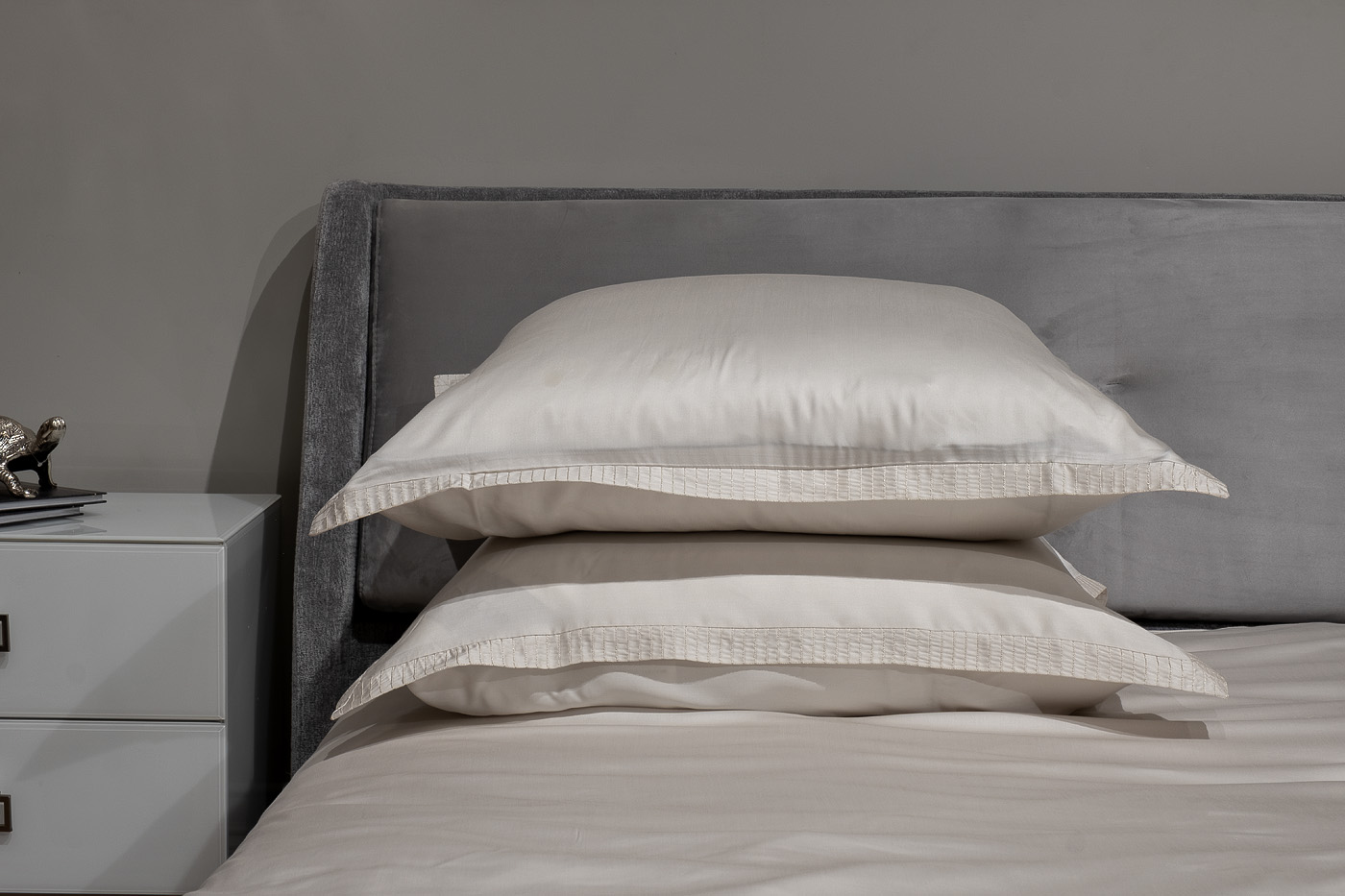 144HF-40411 Комплект наволочек тенсель жемчужный 70*70 (2шт)_s2 1