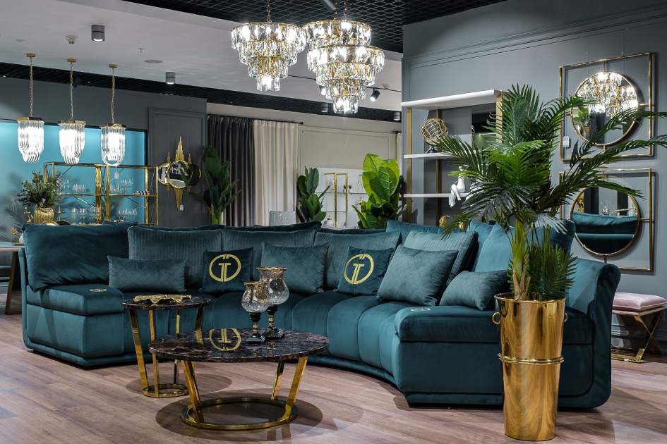 Шкаф в интерьере гостиной фото 2