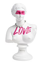 D3522 Статуэтка 