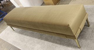 Банкетка Прима(Prima) 160 на метал опорах коричневая Velv-KOR 40*160*40см_s2